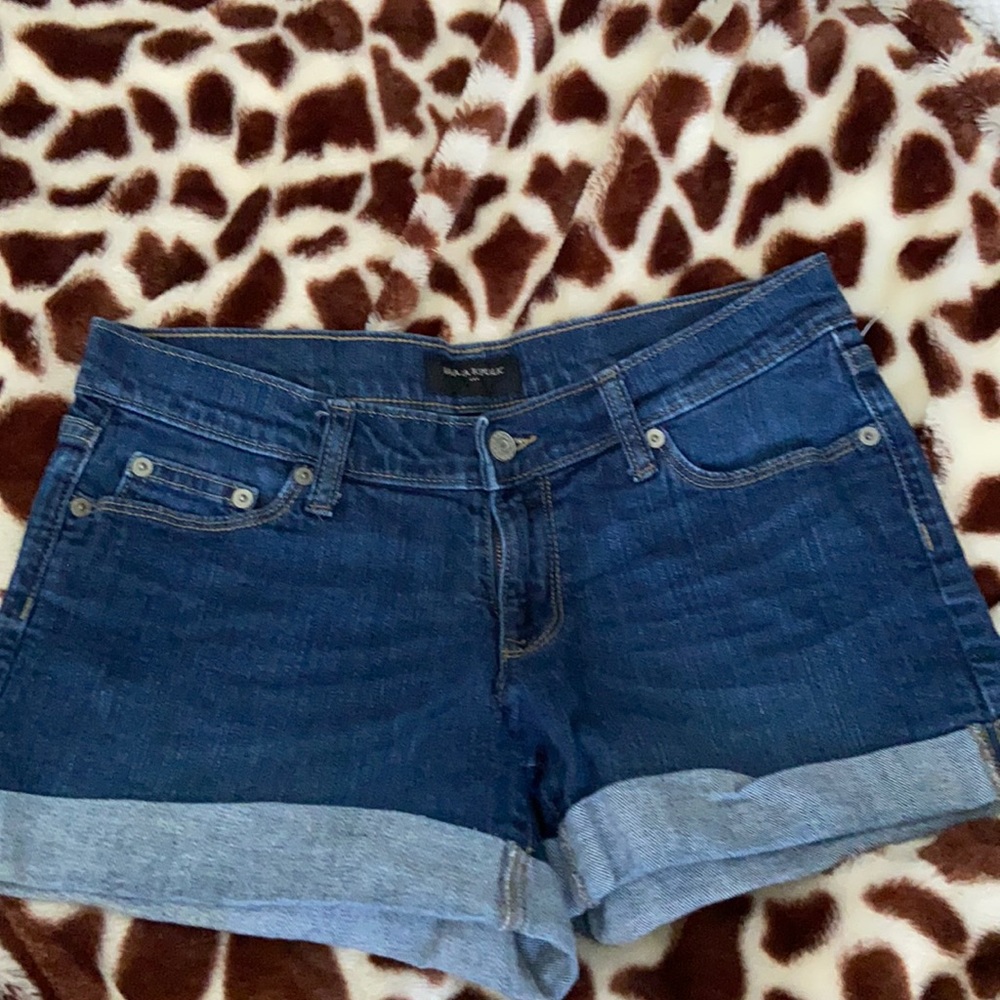 BANANA REPUBLIC SHORTS